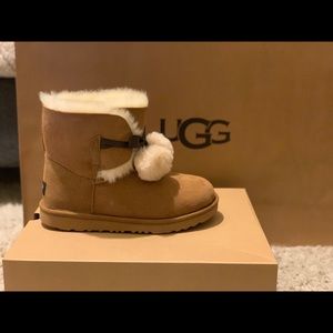 Brand new women UGG Gita